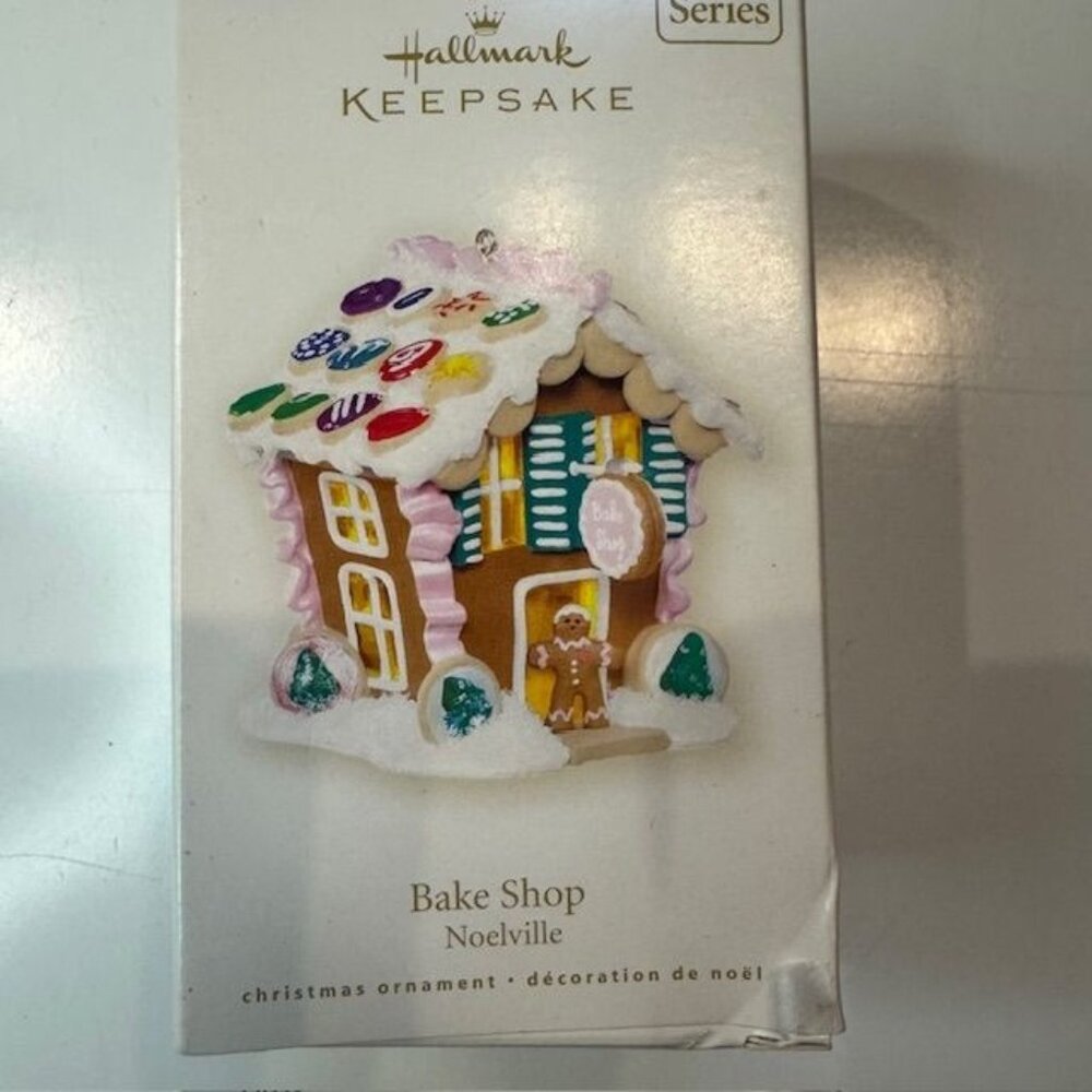 Hallmark Keepsake Noelville Bake Shop Christmas Ornament 2007